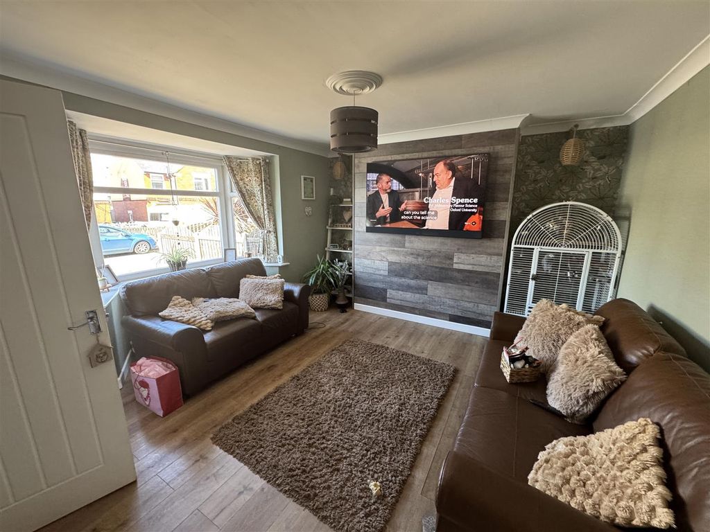 Property photo 2 of 10 Img_1398.Jpg