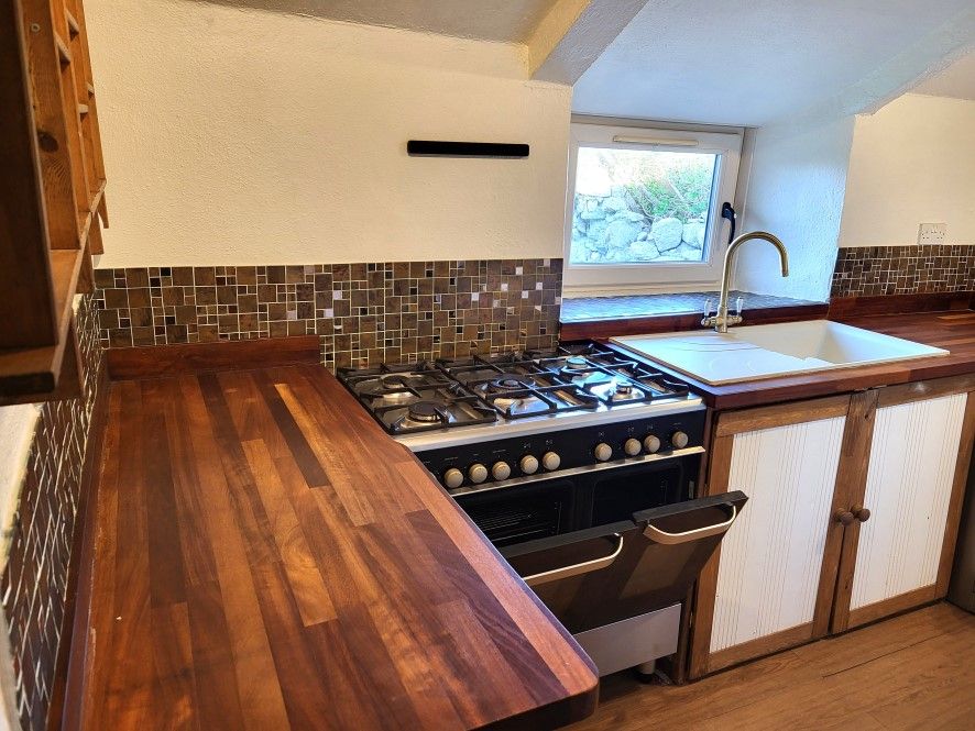 Property photo 3 of 13