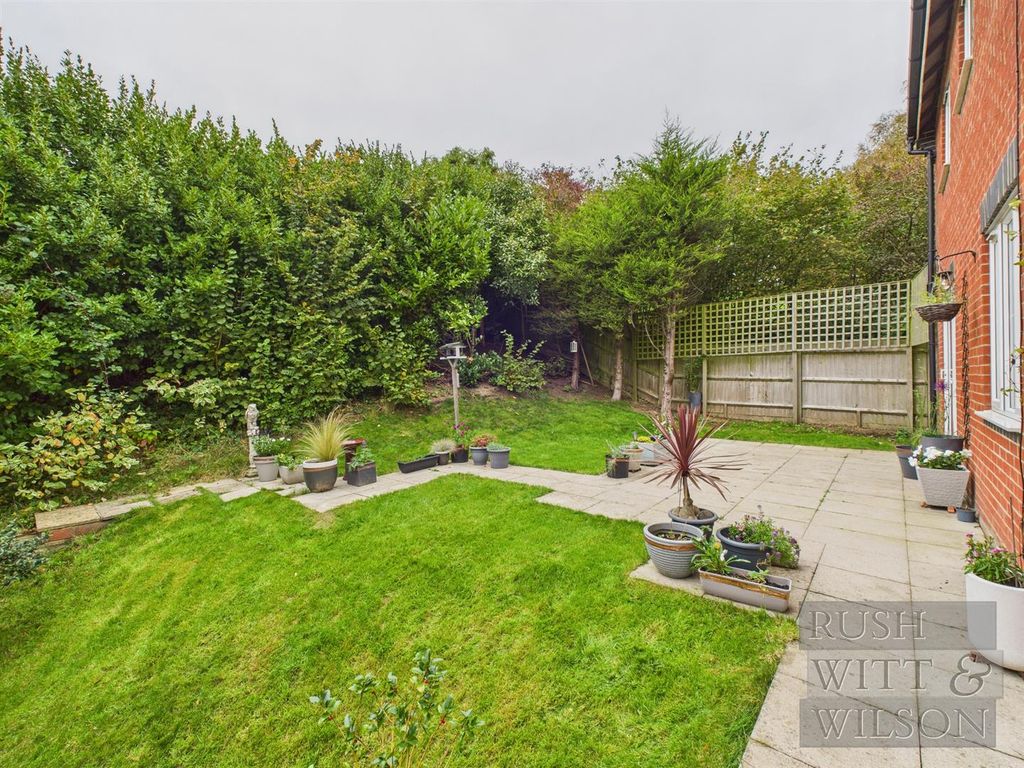 Property photo 2 of 30