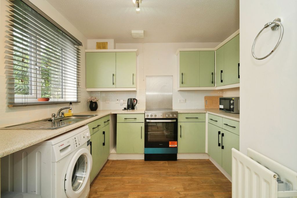 Property photo 3 of 19 Dsc02215