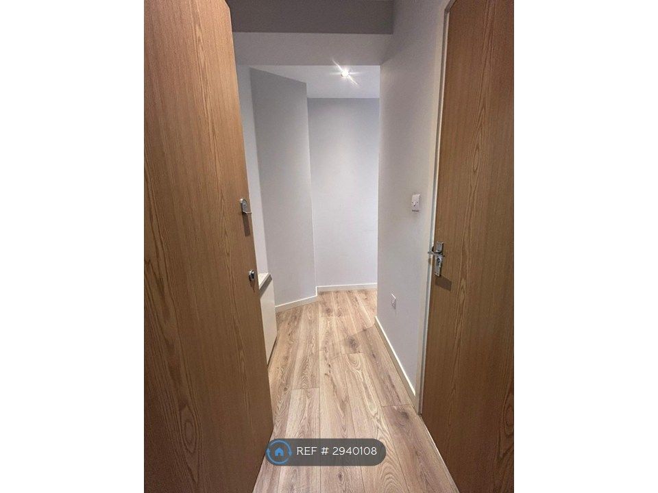 Property photo 1 of 10 Entrance