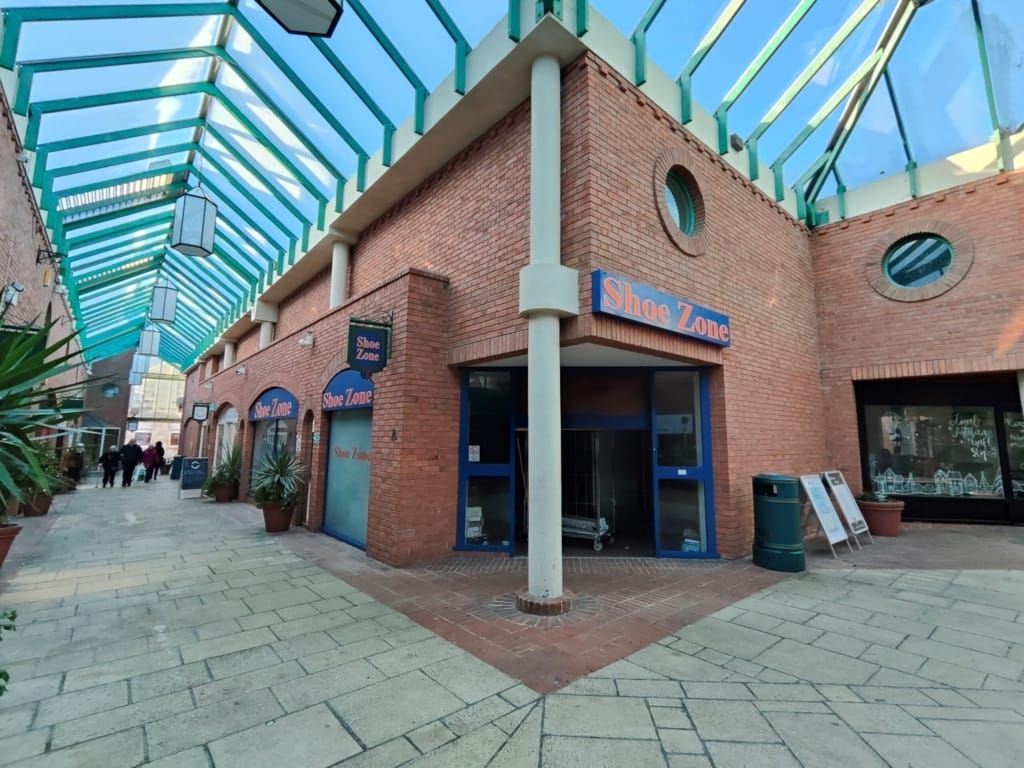 Property photo 3 of 14