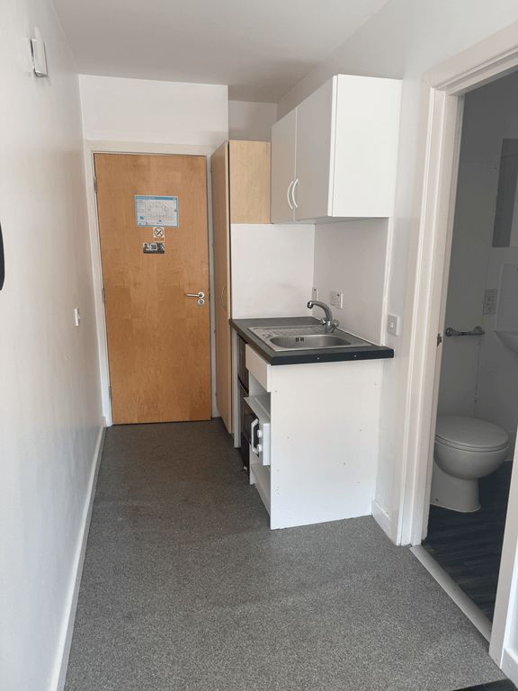 Property photo 3 of 5