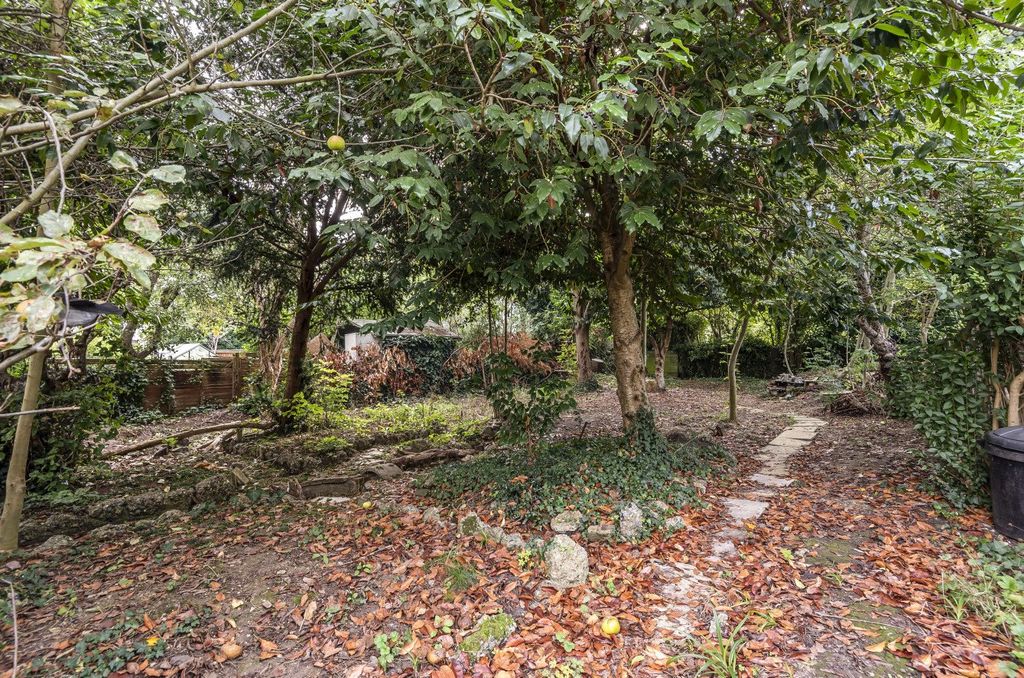Property photo 2 of 16 Picture No. 03