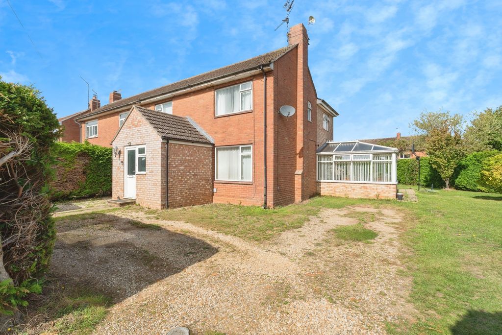 Property photo 1 of 17 Photo