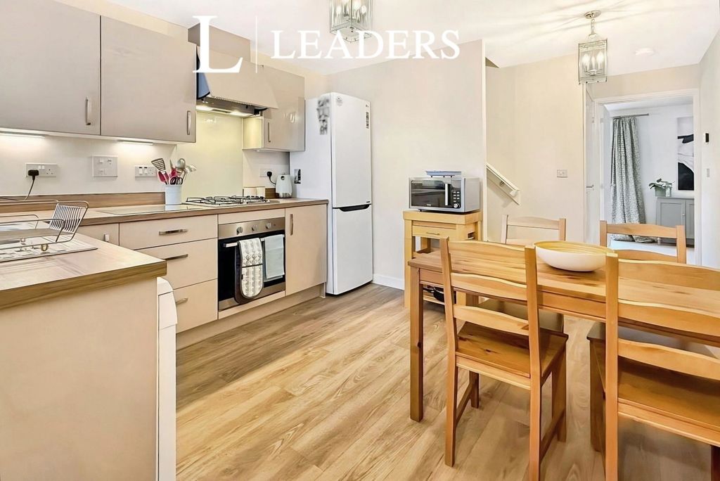 Property photo 2 of 16 2