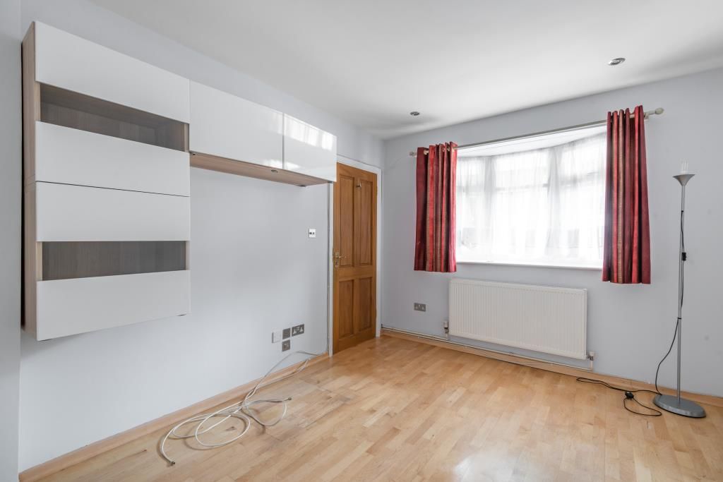 Property photo 3 of 11 Bedroom
