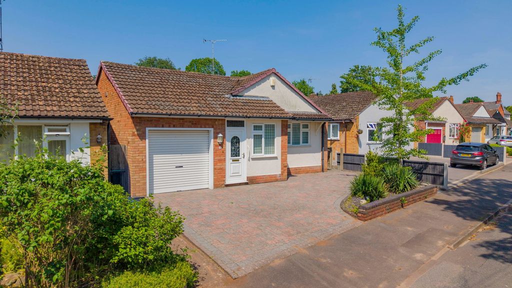 Property photo 1 of 39