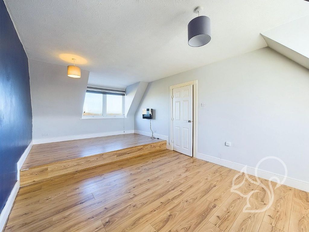 Property photo 2 of 8 Cam01254G0-Pr0255-Still011.Jpg