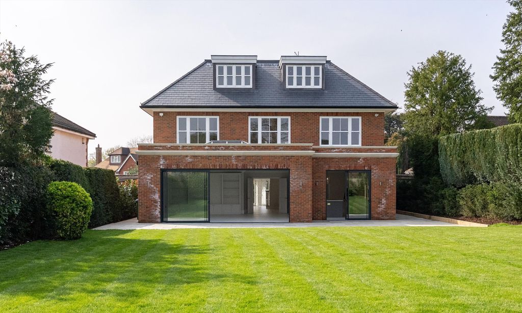 Property photo 2 of 27 Image