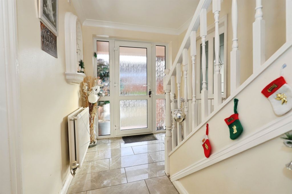 Property photo 3 of 20