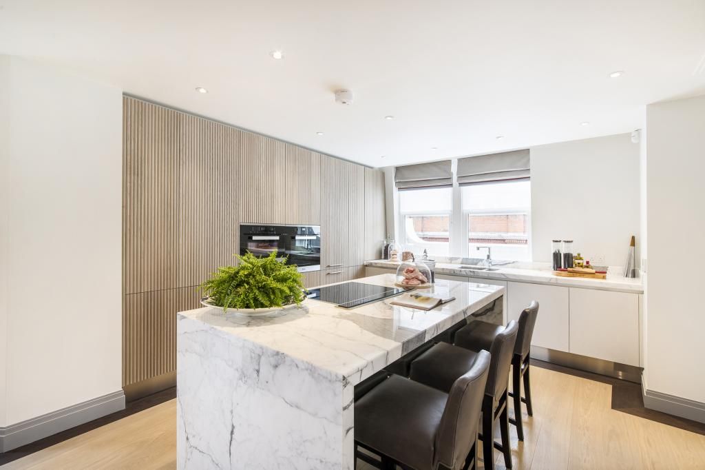 Property photo 2 of 11 Kitchen/Diner
