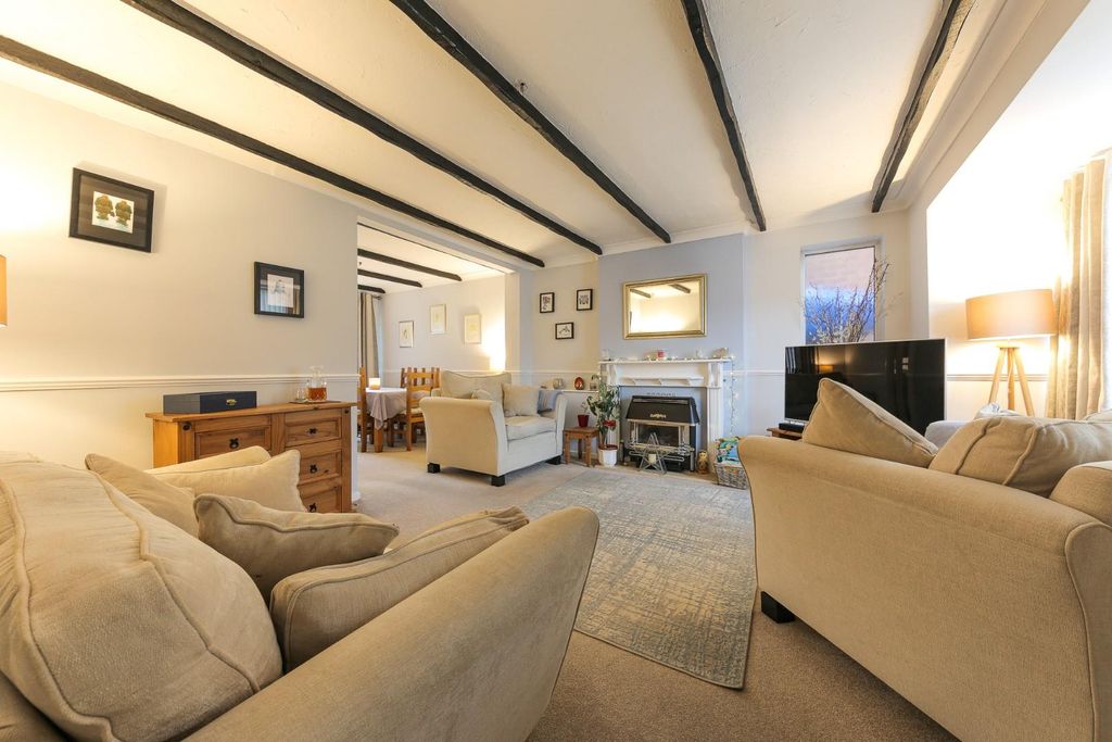 Property photo 2 of 19 Living Room