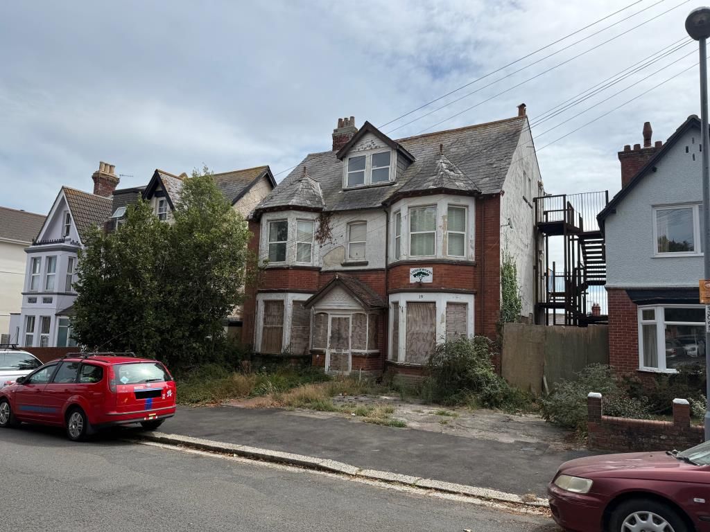 Property photo 1 of 8 Front View From Carlton Road South