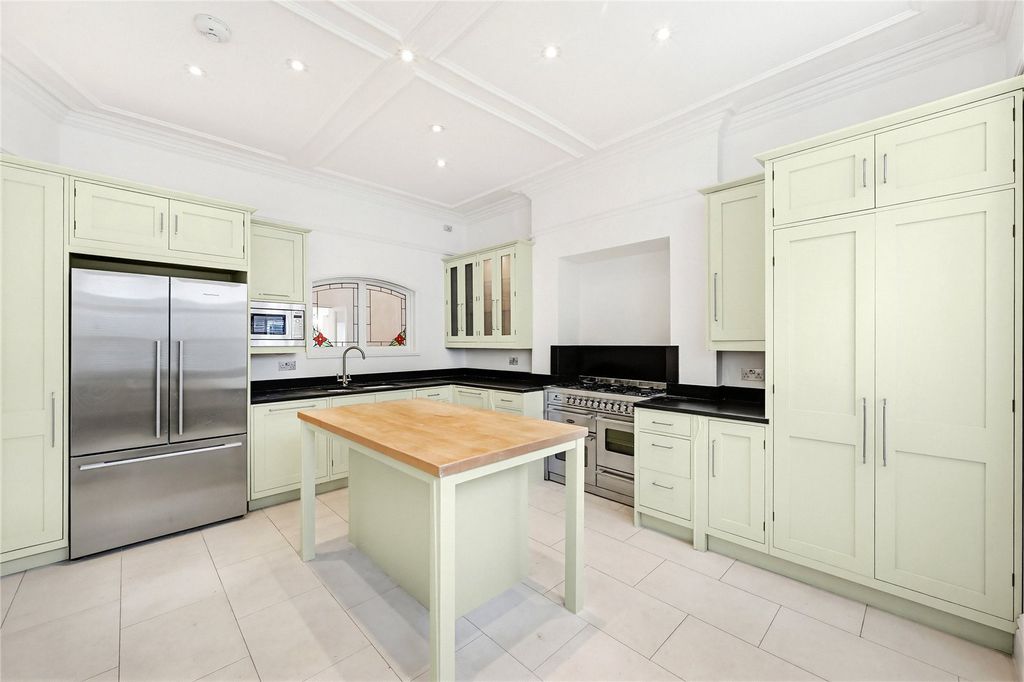 Property photo 2 of 16 Picture No. 80