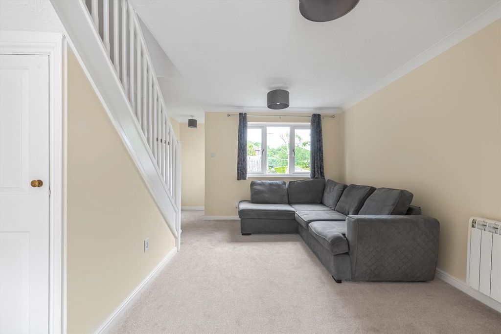 Property photo 2 of 7