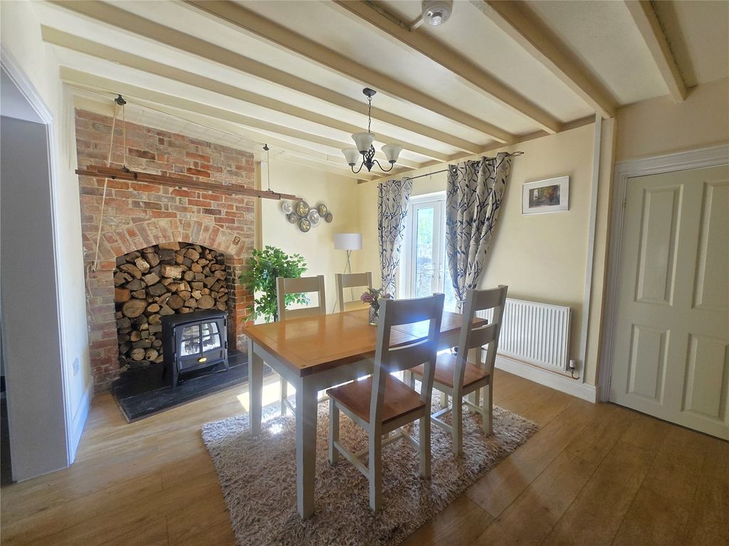 Property photo 1 of 22 Picture No. 15
