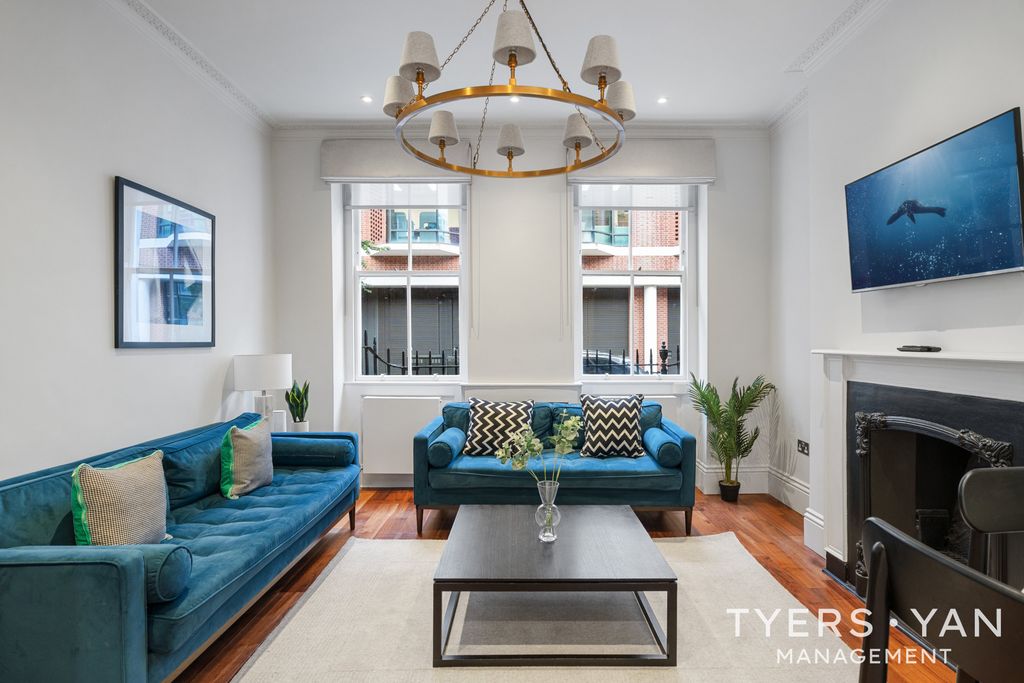 Property photo 3 of 20 Reception Room