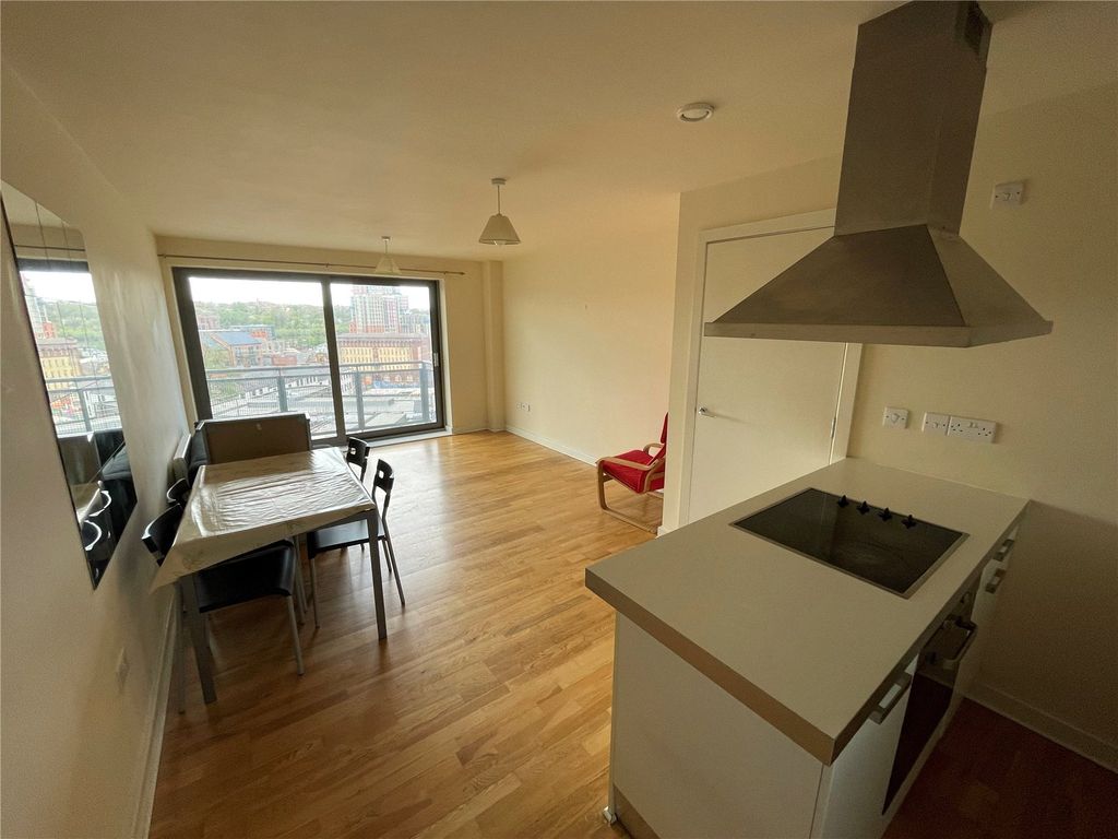 Property photo 3 of 9 Picture No. 05