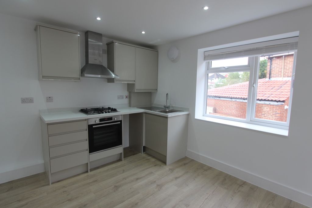 Property photo 1 of 6 Img_9134