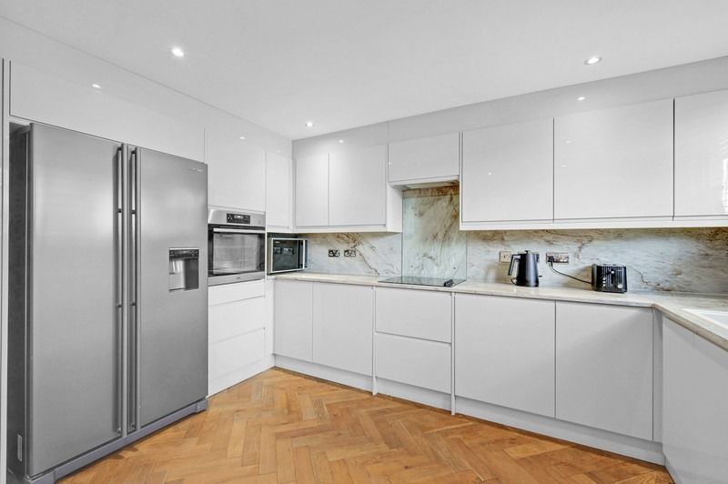 Property photo 2 of 20 4685441