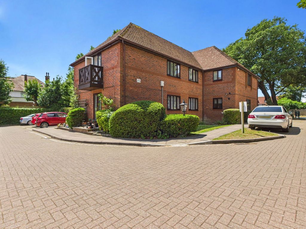 Property photo 1 of 14