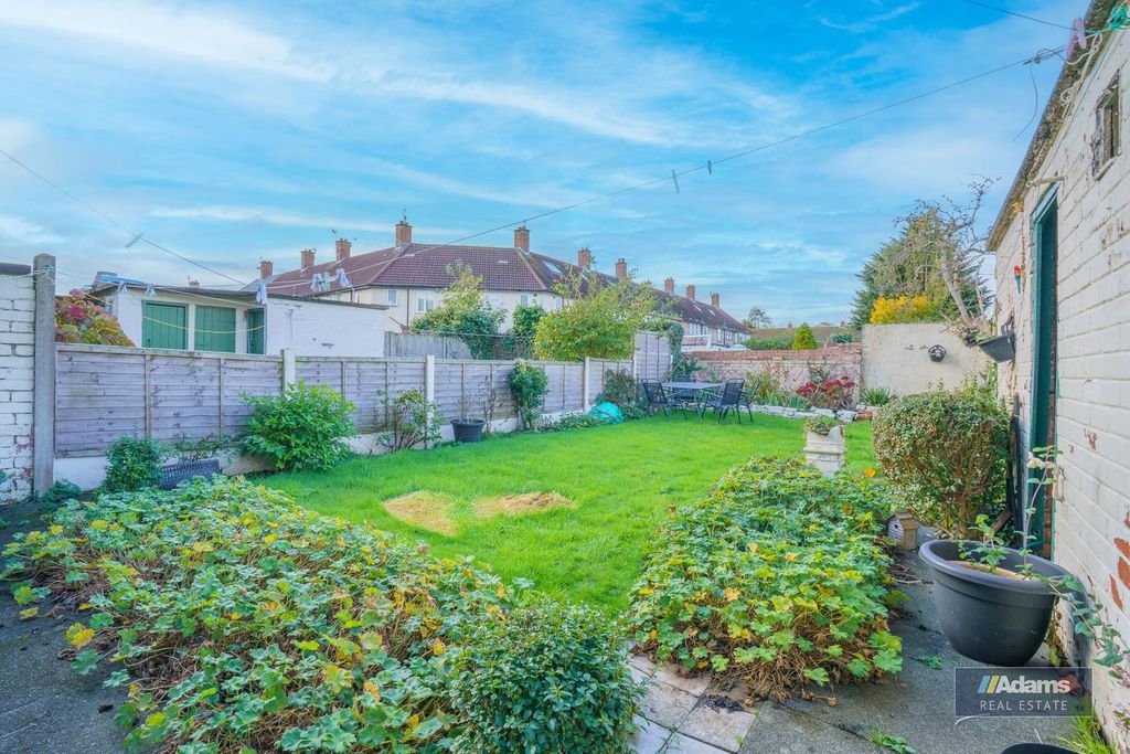 Property photo 3 of 21