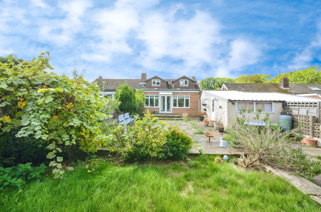 Property photo 3 of 16