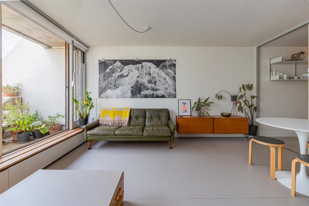 Property photo 3 of 17 0015.Jpg