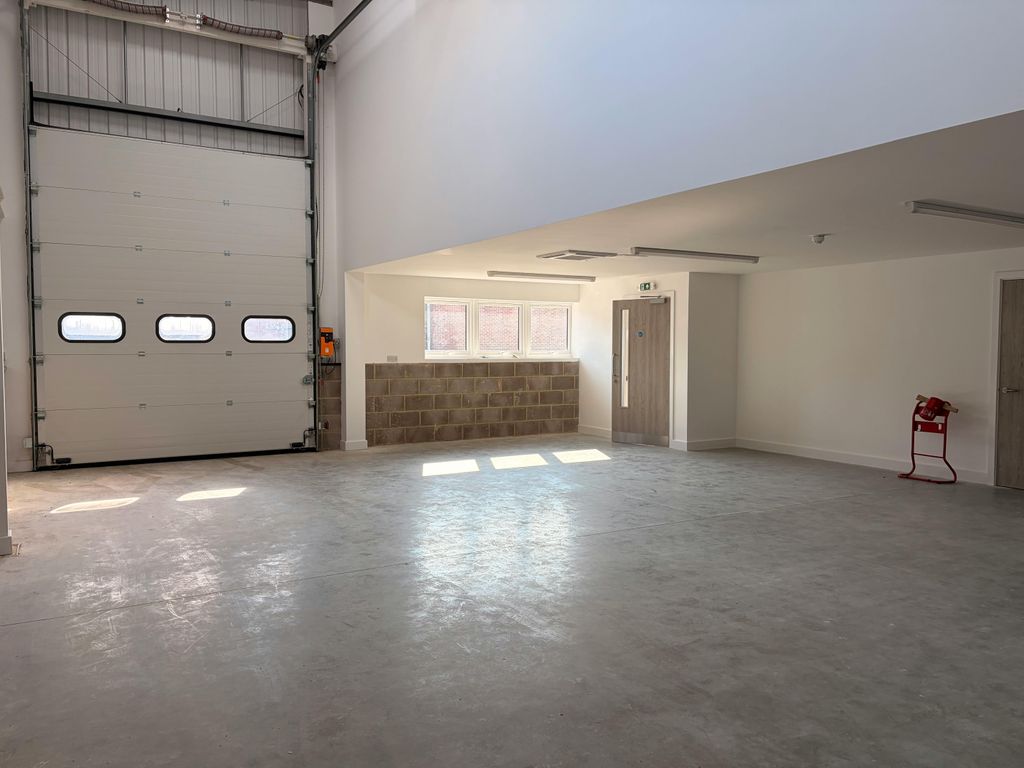 Property photo 1 of 14 Tempimage2Xgb8B.Jpg