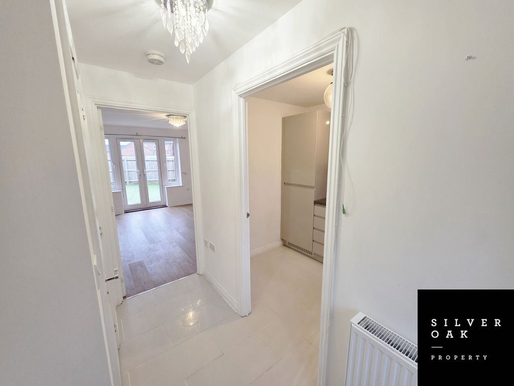 Property photo 3 of 10 3