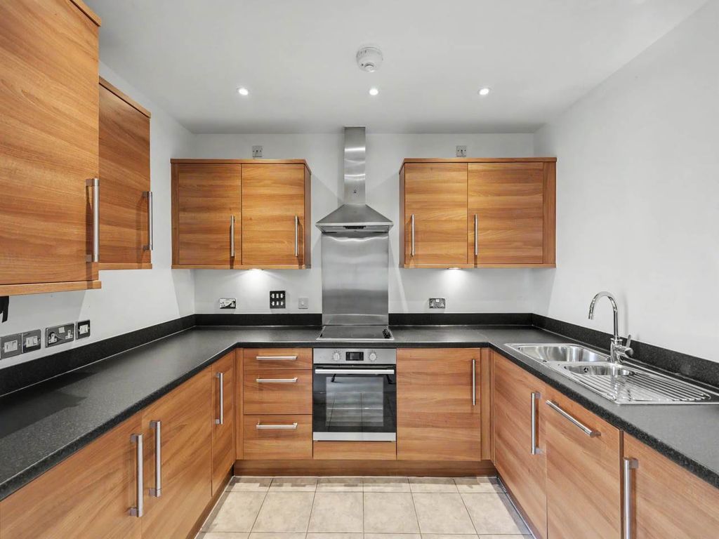 Property photo 2 of 15 Kitchen