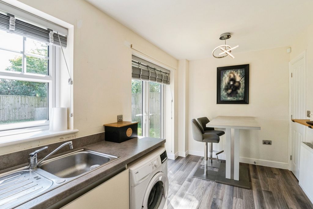 Property photo 3 of 15 Pbox-Img.Jpg