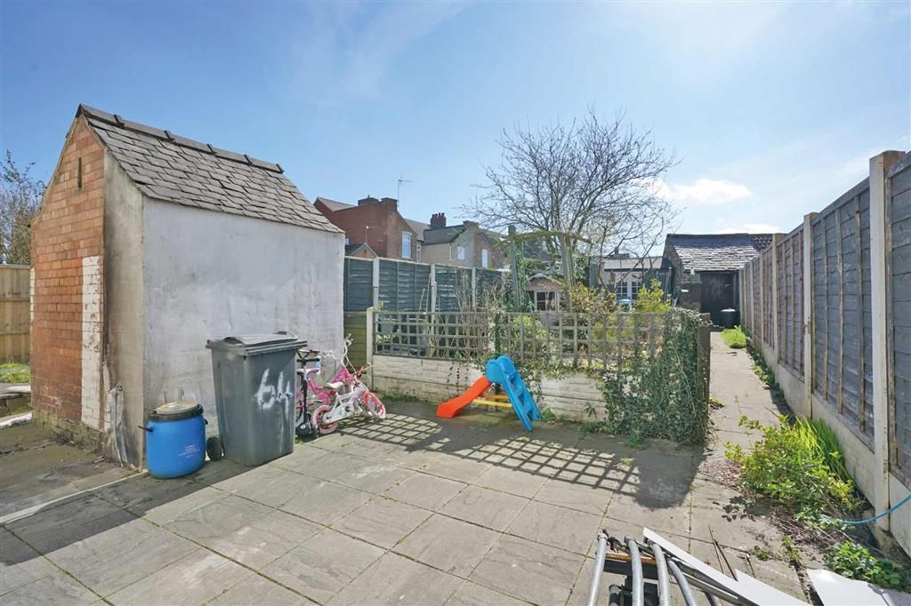 Property photo 2 of 5