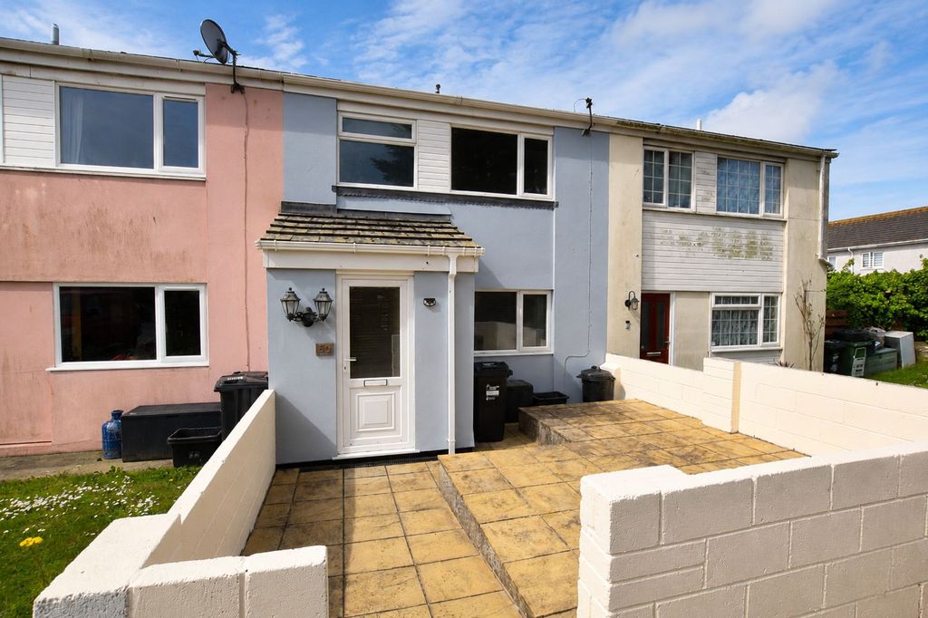 Property photo 1 of 11 External