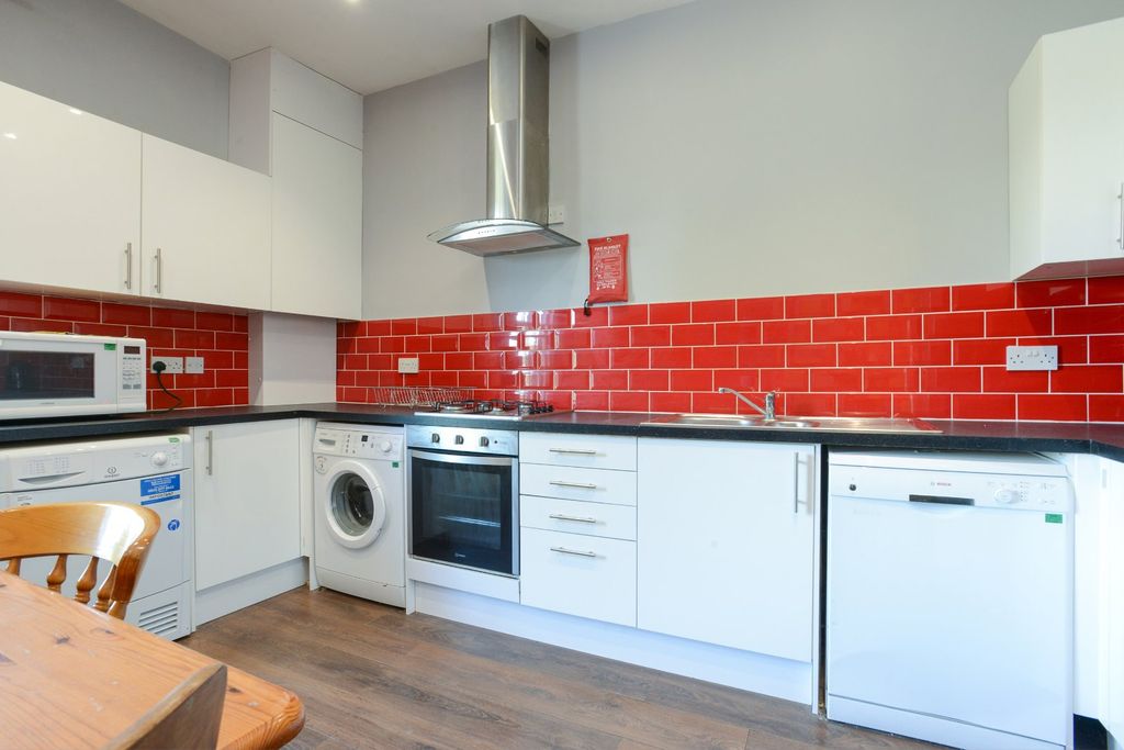 Property photo 3 of 16 Picture No. 03