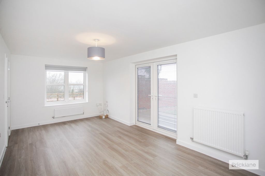 Property photo 2 of 15 Image