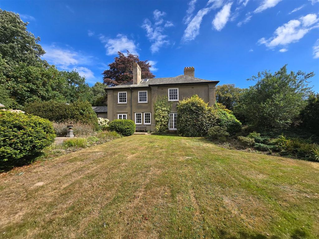 Property photo 1 of 31 Main Photo