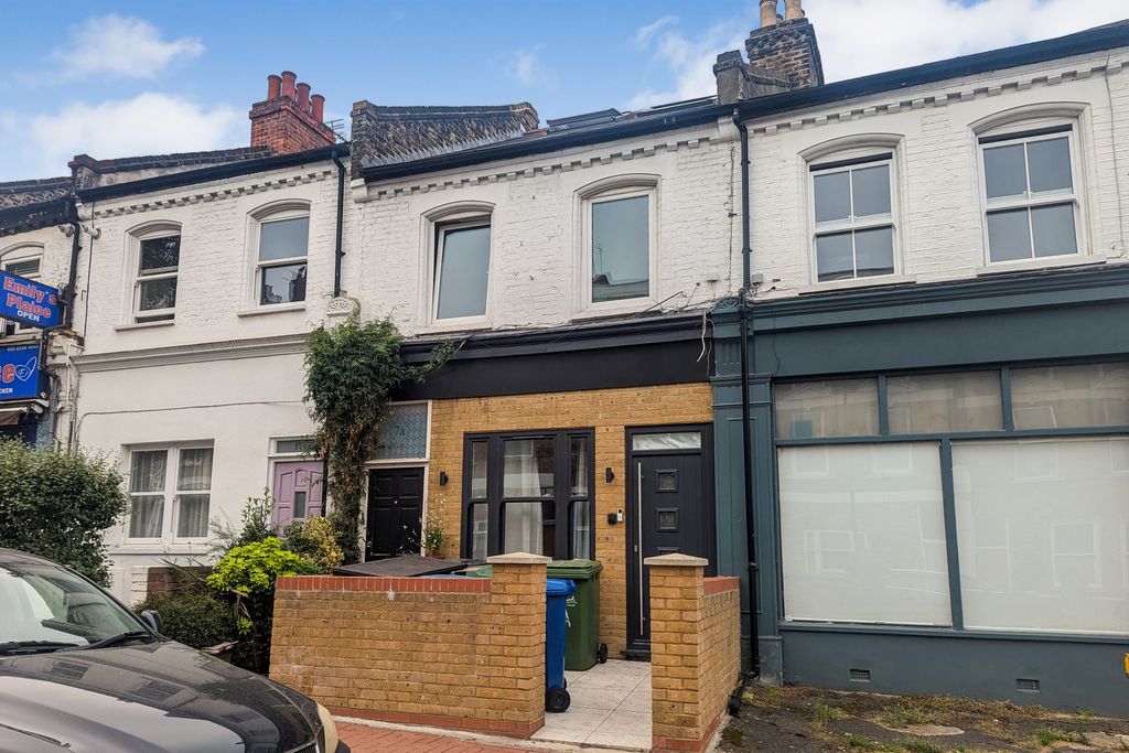Property photo 3 of 3 Ground Floor Flat, 7 North Cross Road, East Dulwich, London Se22 9Et