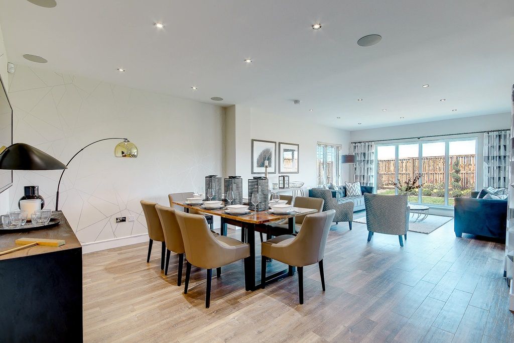 Property photo 1 of 12 The Bright Garden Room Offers A Superb Social Space