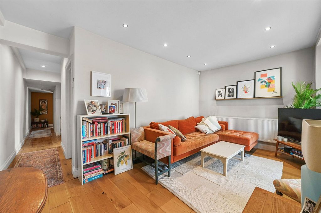 Property photo 3 of 19 Picture No. 20