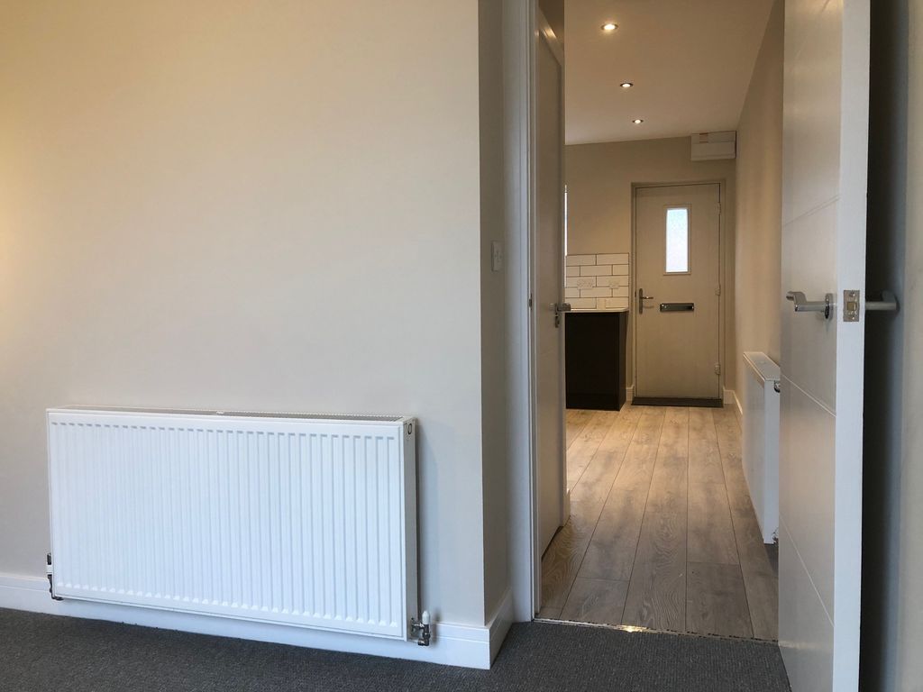 Property photo 3 of 3