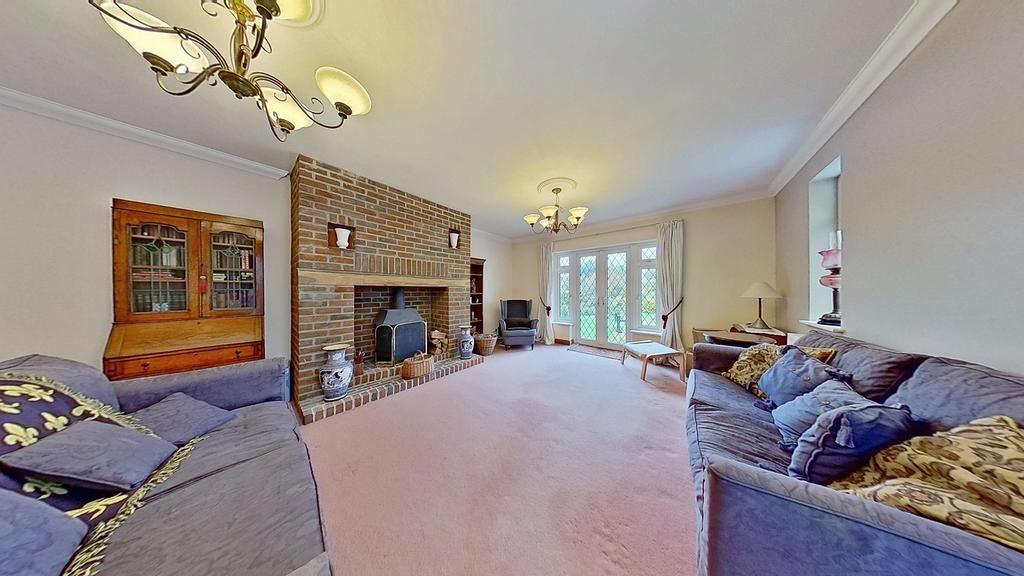 Property photo 3 of 18