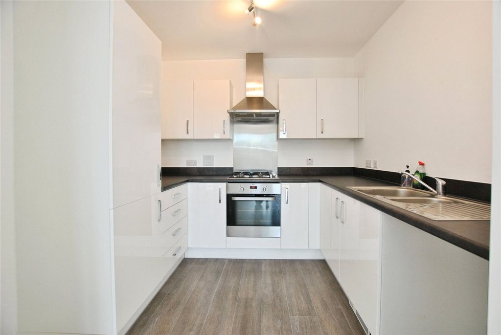 Property photo 3 of 6 Picture No. 09