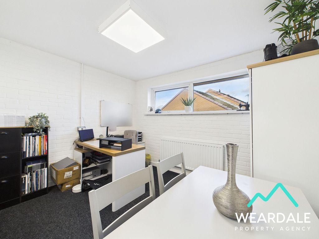 Property photo 1 of 29