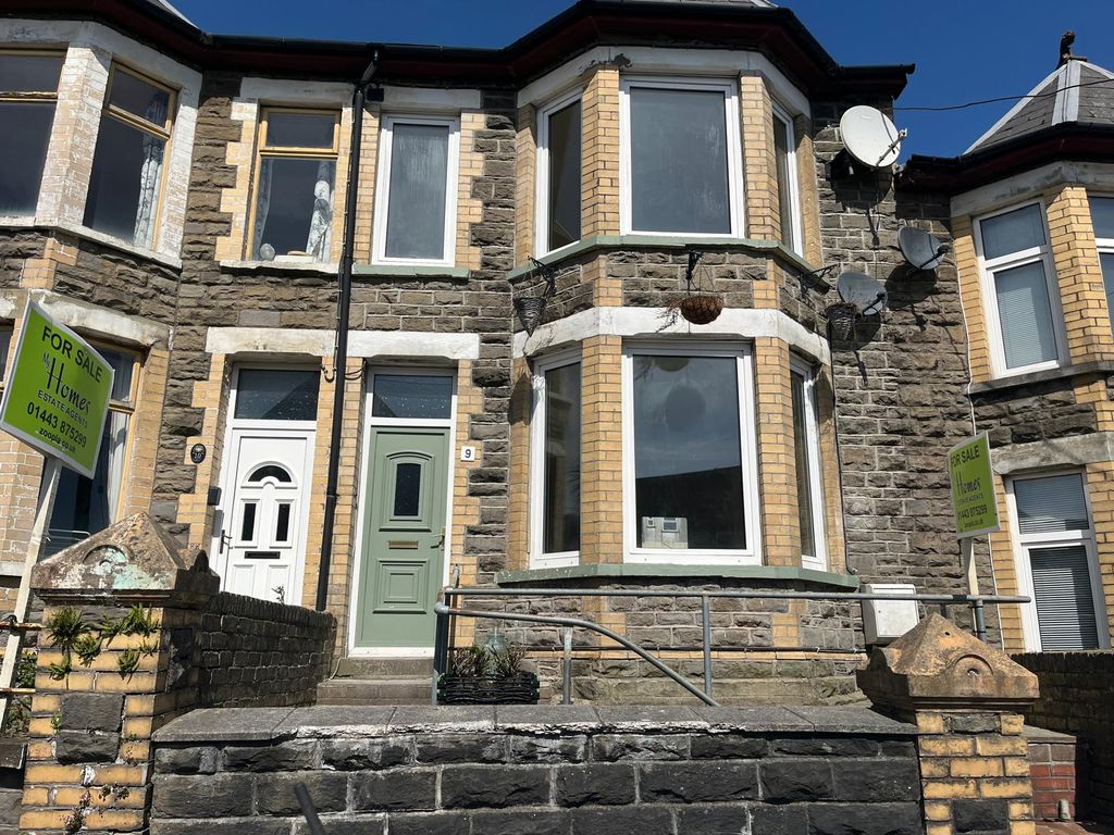 Property photo 1 of 27