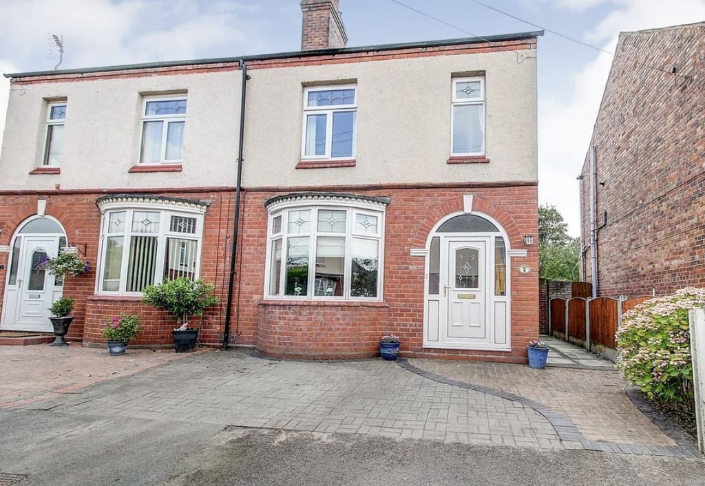Property photo 1 of 21
