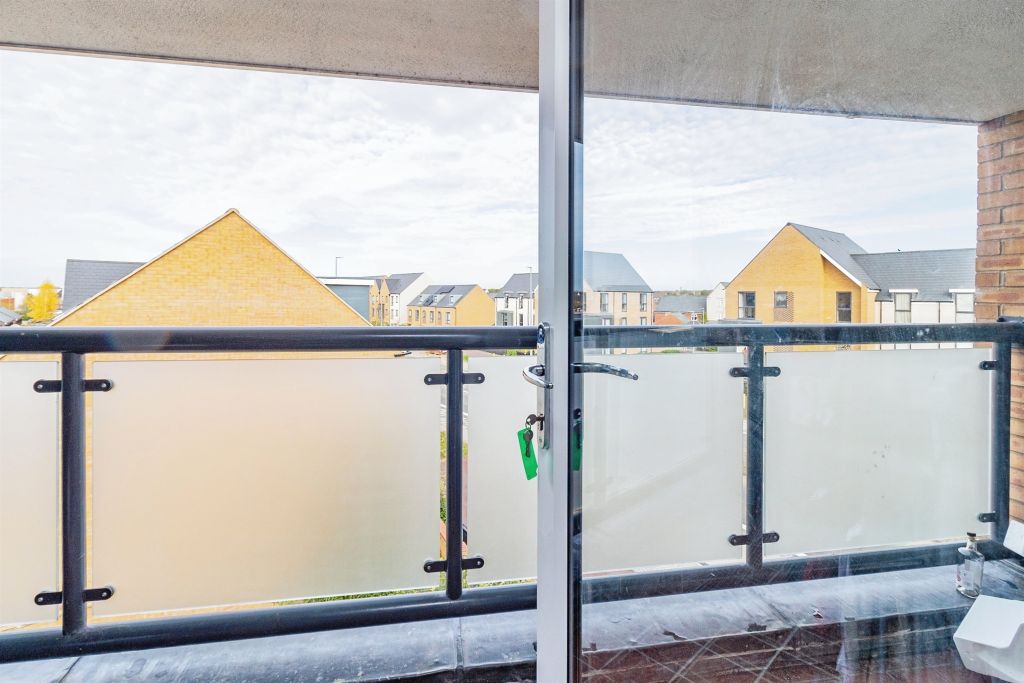 Property photo 3 of 20