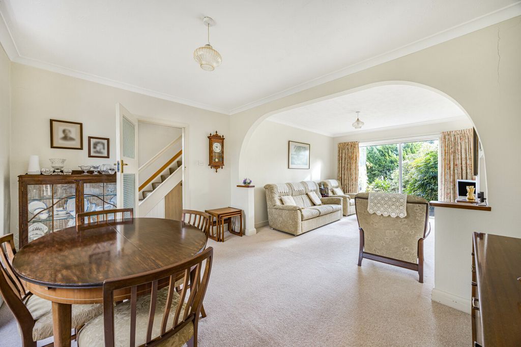 Property photo 2 of 24 10_73593.Jpg