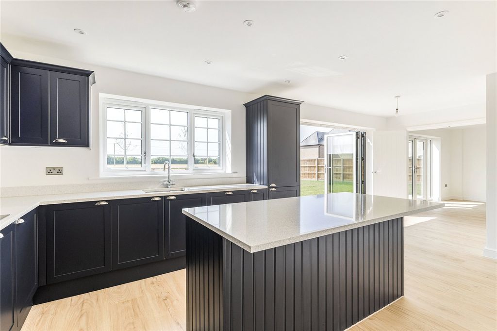 Property photo 2 of 16 Picture No. 04